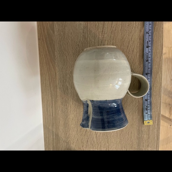 Vintage Handcrafted signed Pottery Set - Picture 7 of 10